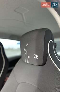 Хэтчбек Renault Zoe 2014 в Львове