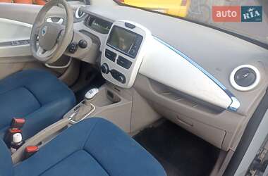 Хэтчбек Renault Zoe 2013 в 