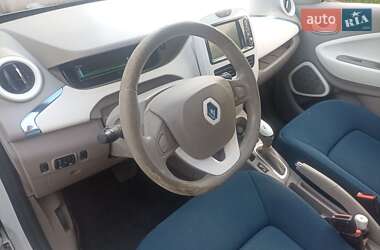 Хэтчбек Renault Zoe 2013 в 