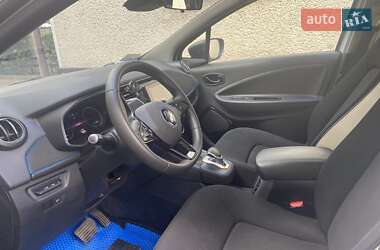 Хэтчбек Renault Zoe 2020 в 
