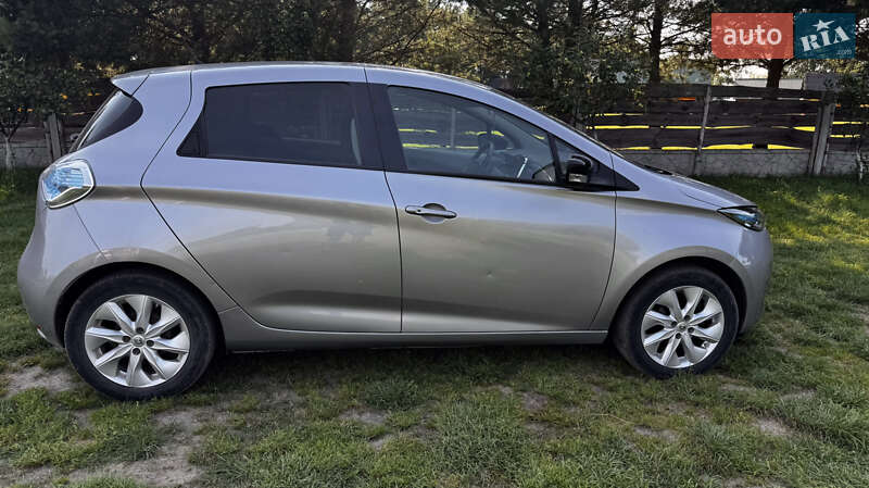 Хетчбек Renault Zoe 2016 в Львові