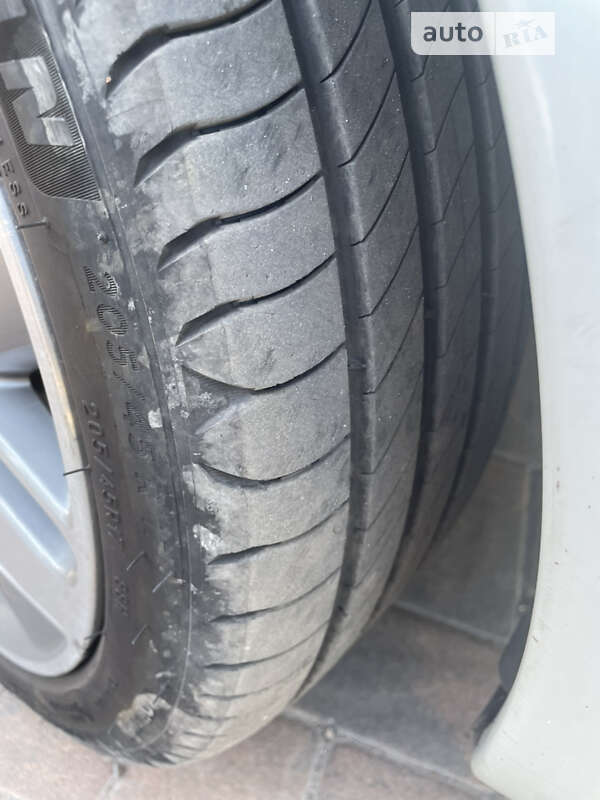 Хэтчбек Renault Zoe 2013 в Ровно