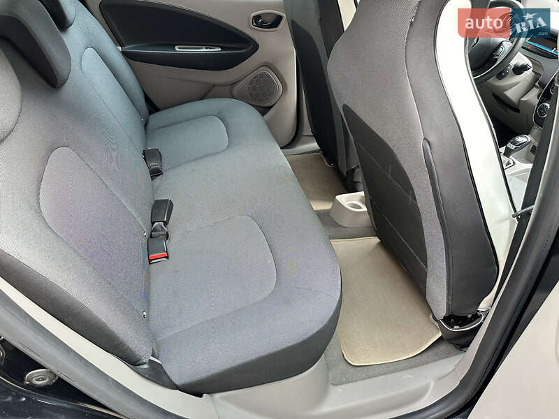 Хетчбек Renault Zoe 2016 в Чернівцях