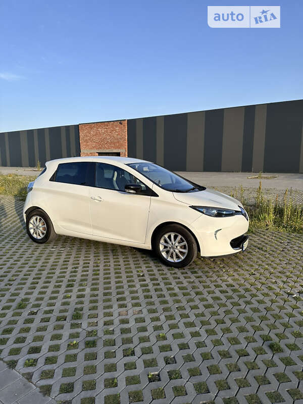 Хэтчбек Renault Zoe 2016 в Хмельницком