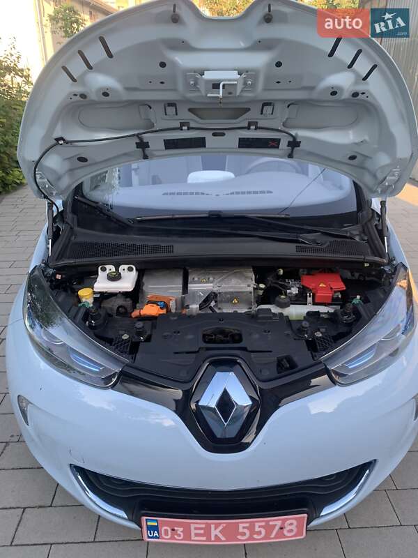 Хэтчбек Renault Zoe 2013 в Дубно