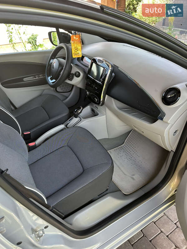 Хэтчбек Renault Zoe 2013 в Деражне фото 9 Хэтчбек Renault Zoe 2013 в Деражне
