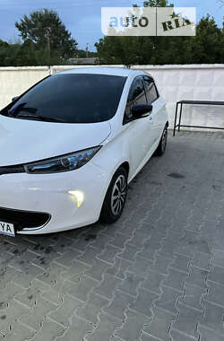 Хетчбек Renault Zoe 2017 в Чернівцях