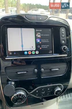 Хэтчбек Renault Zoe 2014 в 