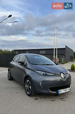 Хэтчбек Renault Zoe 2018 в 