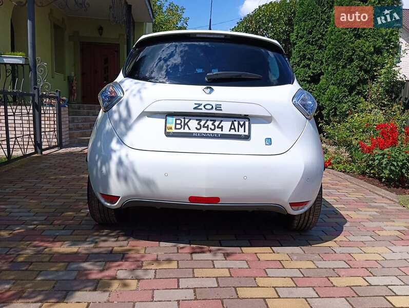 Хетчбек Renault Zoe 2015 в Острозі
