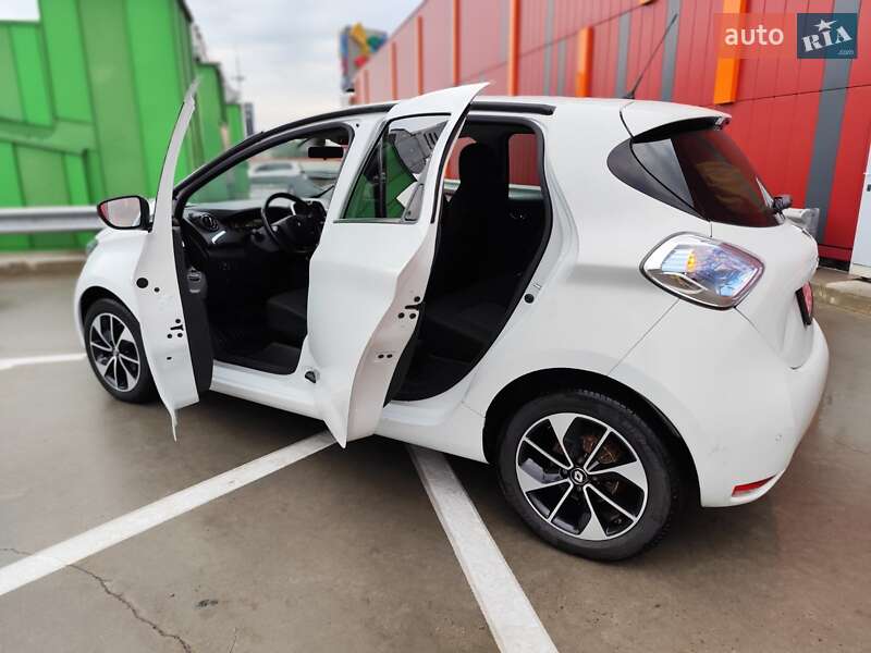 Хэтчбек Renault Zoe 2017 в Киеве