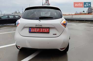 Хэтчбек Renault Zoe 2017 в 