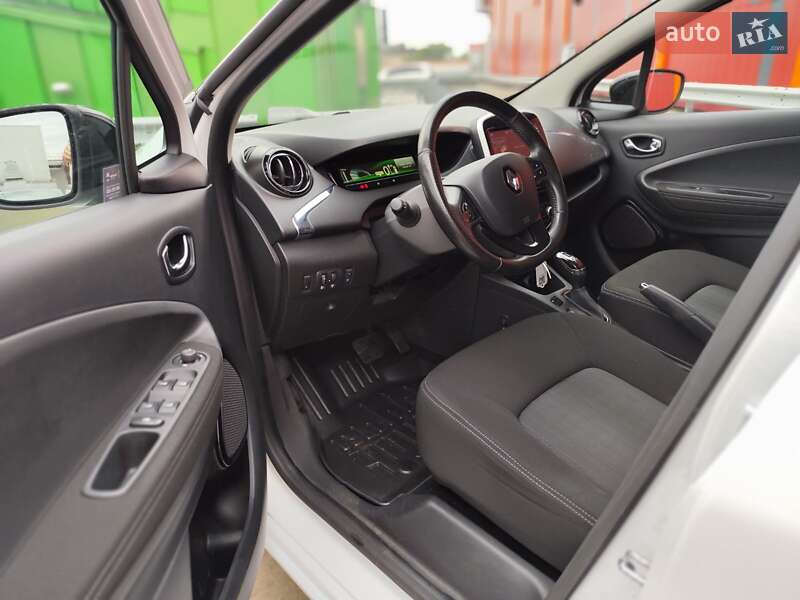 Хэтчбек Renault Zoe 2017 в Киеве
