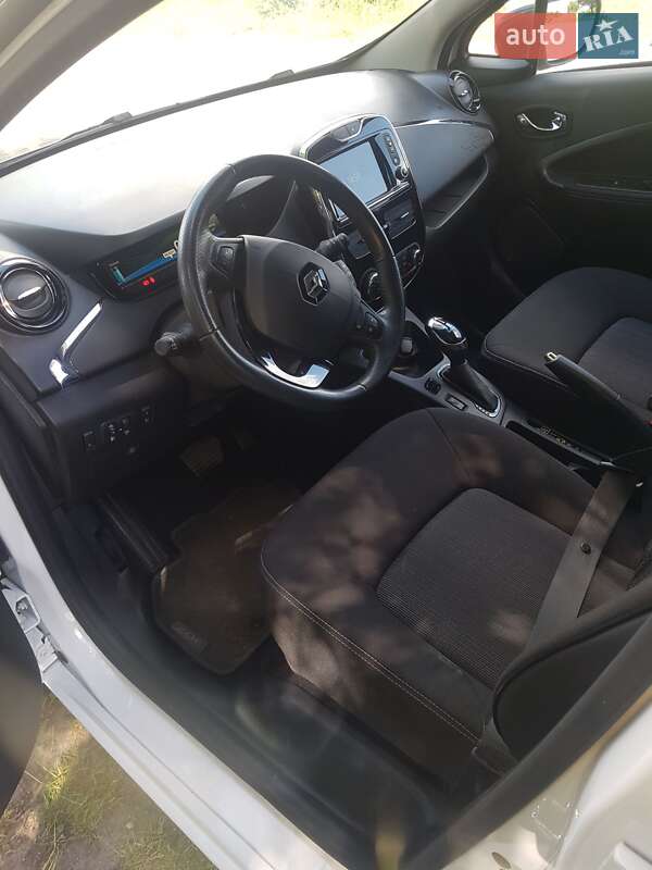 Хетчбек Renault Zoe 2017 в Дрогобичі