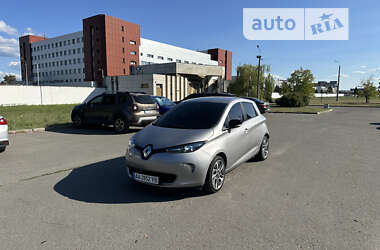 Хетчбек Renault Zoe 2016 в Києві