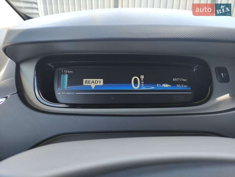 Хэтчбек Renault Zoe 2014 в Луцке фото 19 Хэтчбек Renault Zoe 2014 в Луцке
