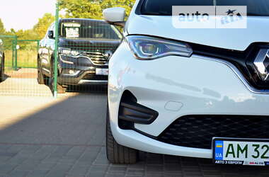 Хэтчбек Renault Zoe 2020 в 