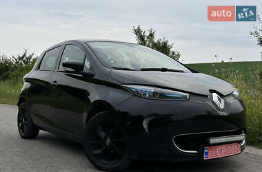 Хэтчбек Renault Zoe 2017 в 