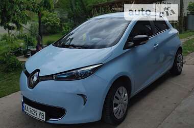 Хэтчбек Renault Zoe 2015 в Черкассах