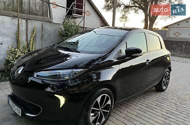 Хэтчбек Renault Zoe 2018 в 