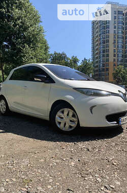 Хетчбек Renault Zoe 2015 в Києві