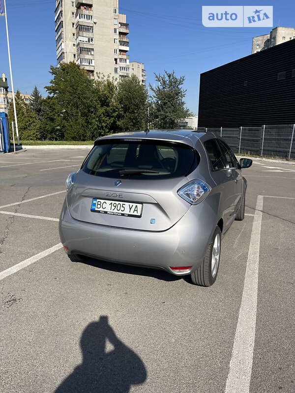 Хэтчбек Renault Zoe 2016 в Львове