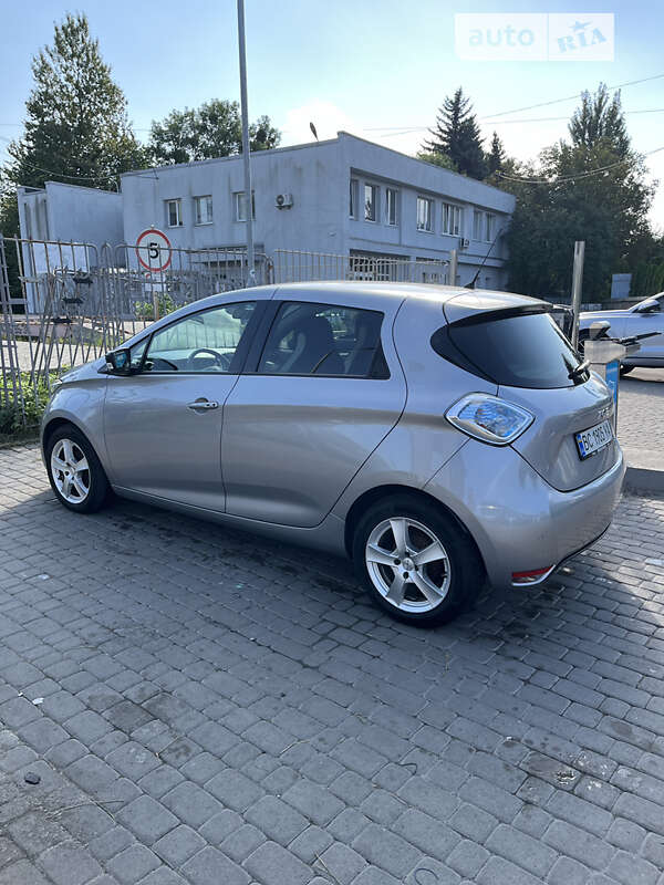 Хэтчбек Renault Zoe 2016 в Львове