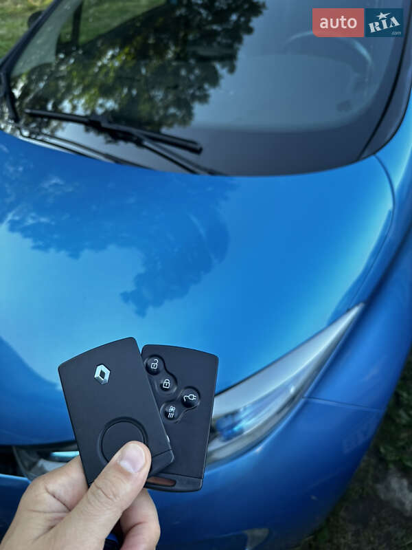 Хэтчбек Renault Zoe 2017 в Киеве
