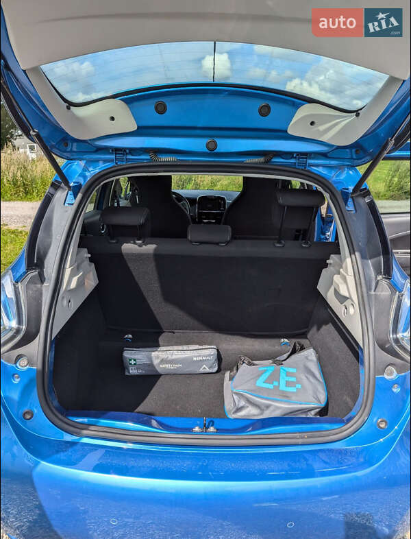 Хэтчбек Renault Zoe 2017 в Киеве