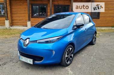 Хэтчбек Renault Zoe 2018 в Дубно