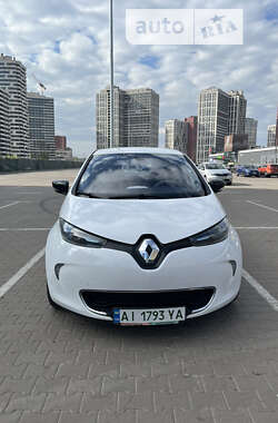 Хэтчбек Renault Zoe 2014 в Киеве