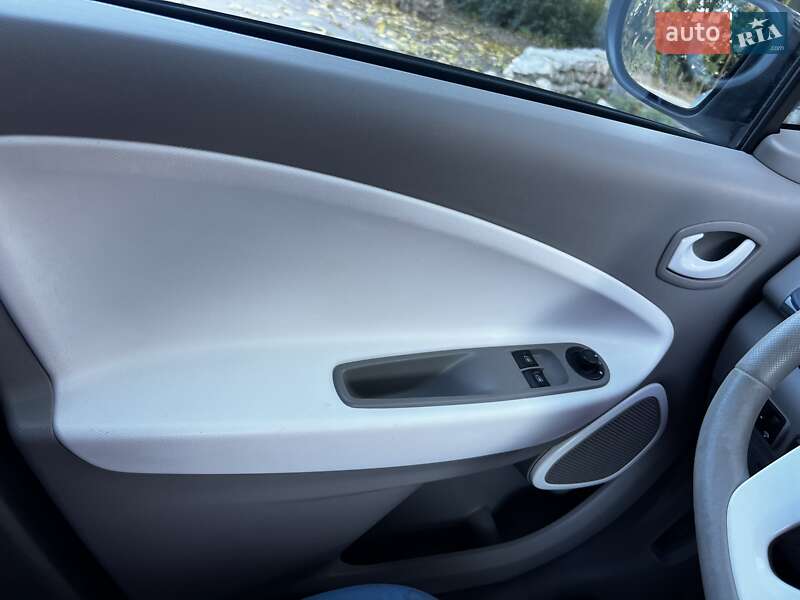 Хетчбек Renault Zoe 2014 в Тернополі