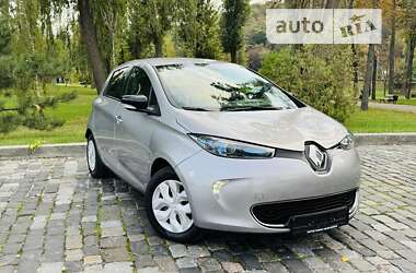 Хетчбек Renault Zoe 2016 в Києві