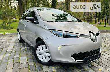 Хетчбек Renault Zoe 2016 в Києві