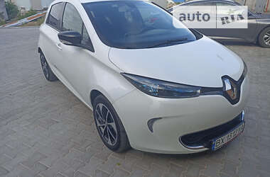 Хэтчбек Renault Zoe 2017 в Хмельницком