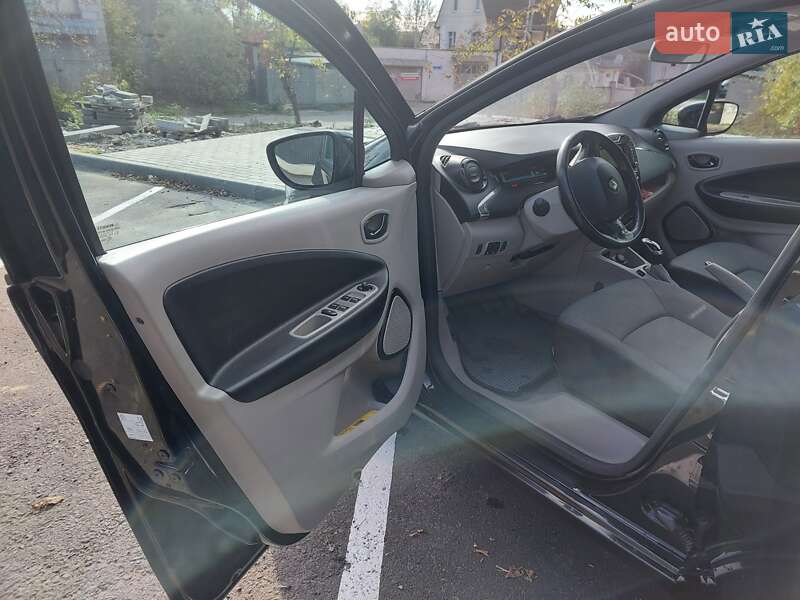 Хэтчбек Renault Zoe 2015 в Житомире