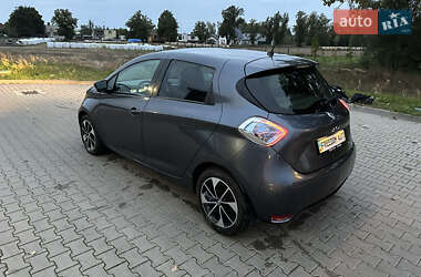 Хэтчбек Renault Zoe 2016 в 