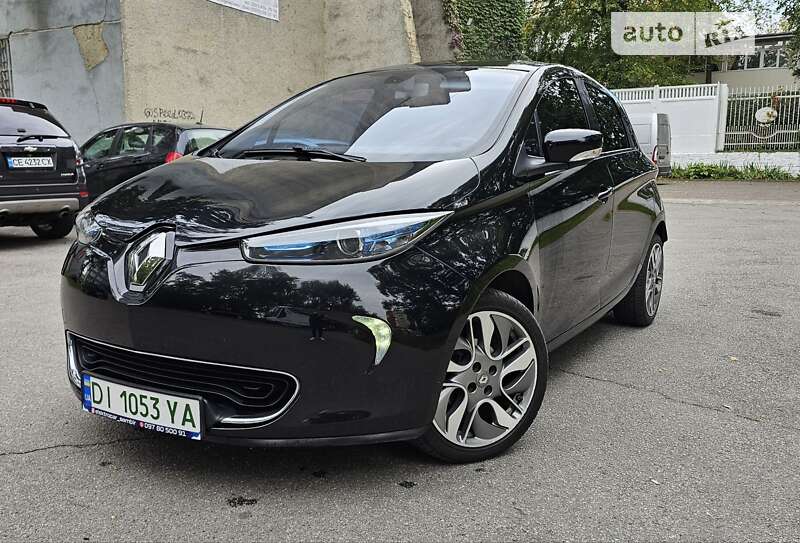 Хетчбек Renault Zoe 2015 в Чернівцях