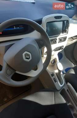 Хэтчбек Renault Zoe 2014 в 