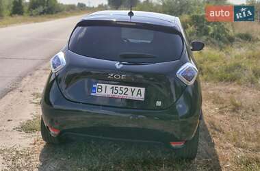 Хэтчбек Renault Zoe 2014 в 