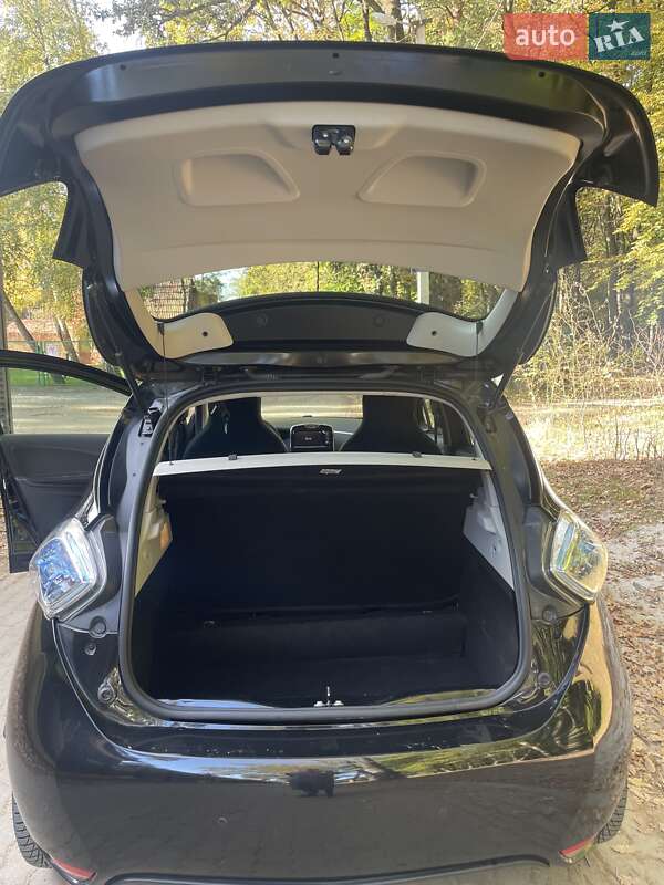 Хэтчбек Renault Zoe 2018 в Львове