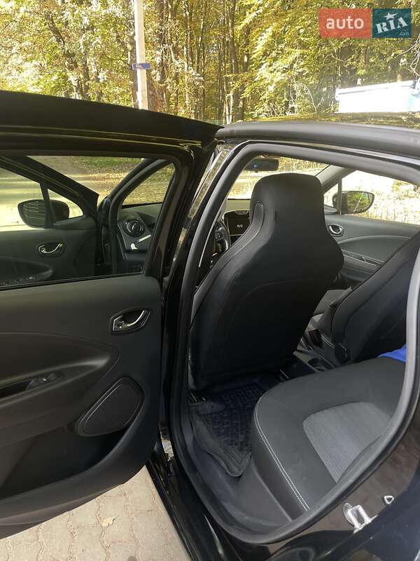 Хэтчбек Renault Zoe 2018 в Львове