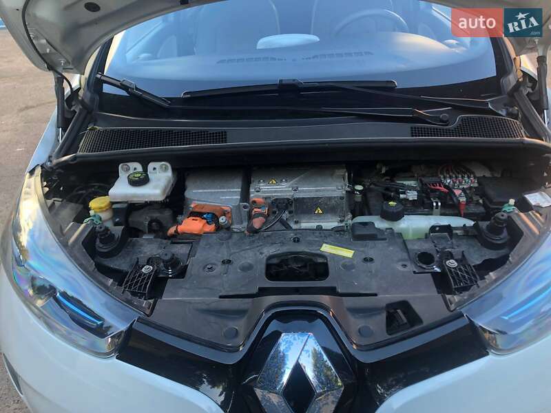 Хетчбек Renault Zoe 2013 в Рівному