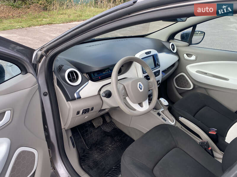 Хэтчбек Renault Zoe 2015 в Костополе
