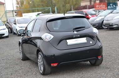 Хэтчбек Renault Zoe 2016 в 
