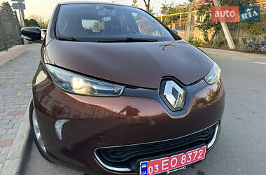 Хэтчбек Renault Zoe 2015 в 