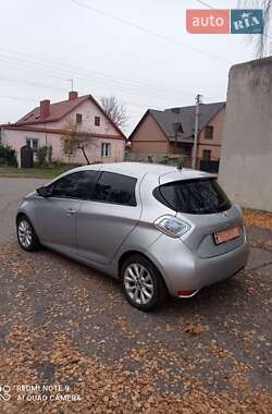Хэтчбек Renault Zoe 2019 в 