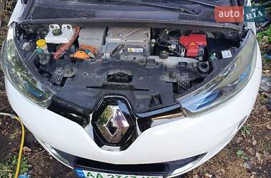 Хэтчбек Renault Zoe 2015 в 