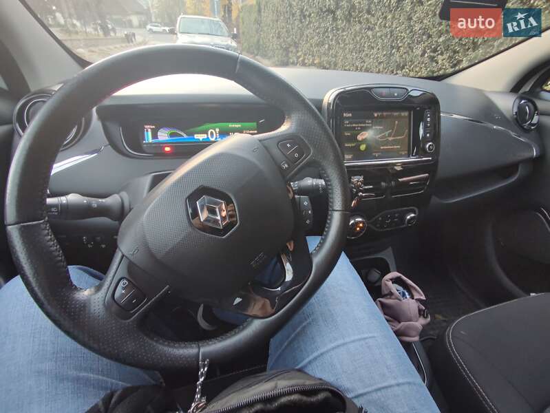 Хэтчбек Renault Zoe 2017 в Ужгороде