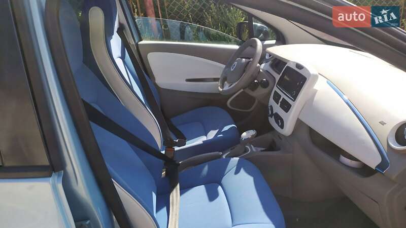 Хэтчбек Renault Zoe 2013 в Золочеве